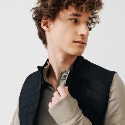 MEN'S RUNNING SLEEVELESS JACKET KALENJI WARM+ -Running equipment k203963cc362af8c28a676437198583b6