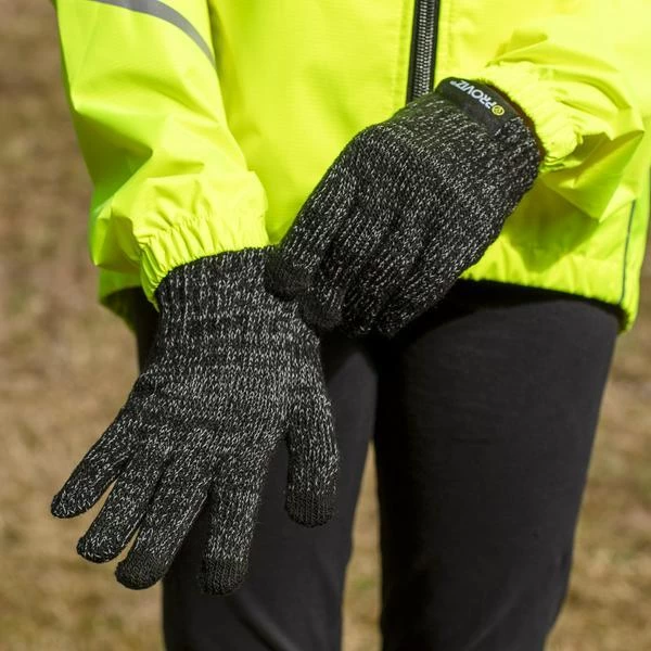 Proviz REFLECT360 Reflective Explorer Hi Visibility Warm Knitt Children's Gloves 4 Proviz REFLECT360 Reflective Explorer Hi Visibility Warm Knitt Children's Gloves - Image 4