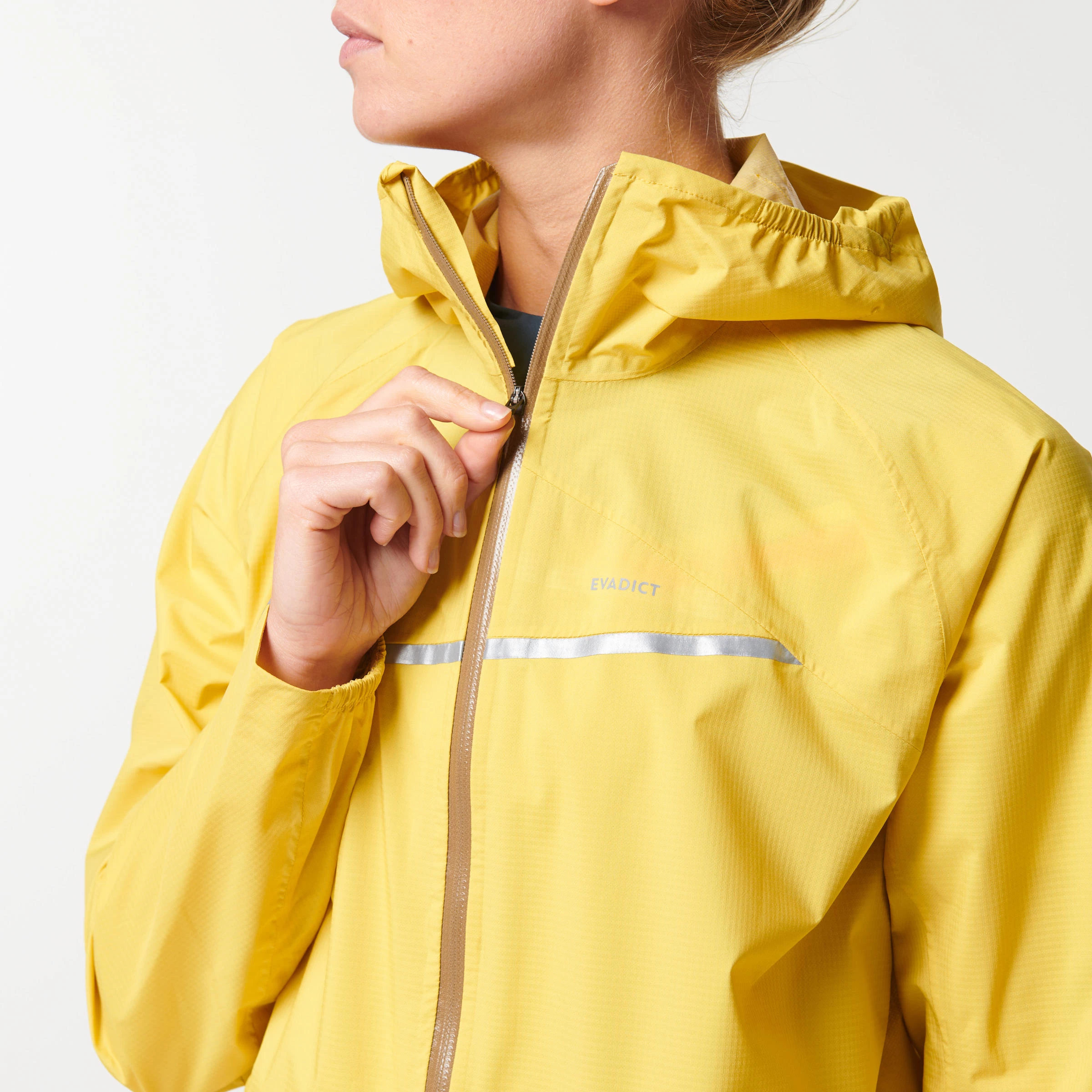 WOMEN'S TRAIL RUNNING LONG-SLEEVED WATERPROOF JACKET 4 WOMEN'S TRAIL RUNNING LONG-SLEEVED WATERPROOF JACKET - Image 4