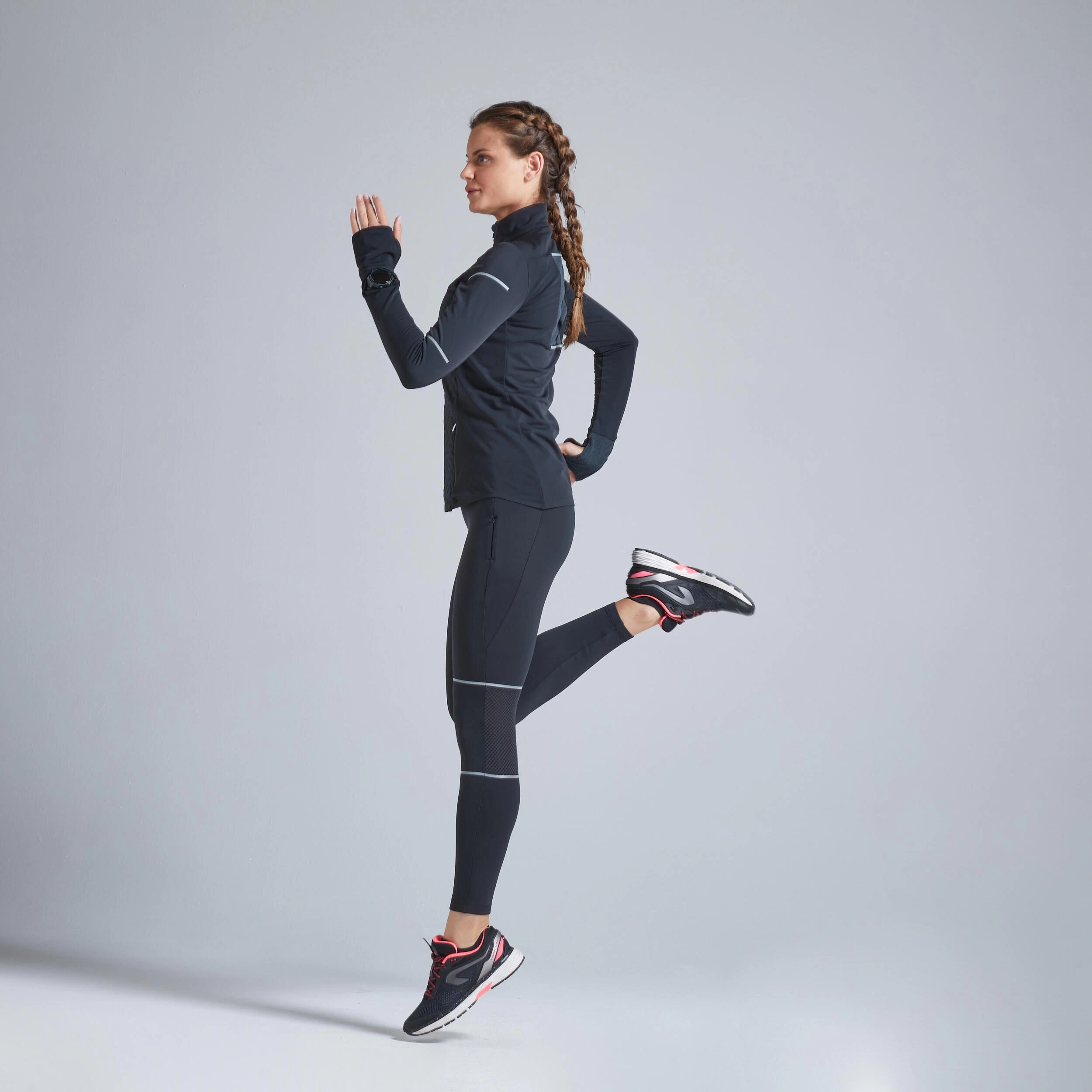 KIPRUN WARM WOMEN'S WINTER RUNNING JACKET BLACK 8 KIPRUN WARM WOMEN'S WINTER RUNNING JACKET BLACK - Image 8
