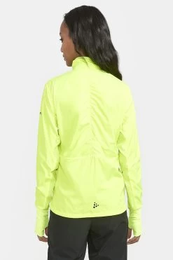 Craft ADV ESSENCE WIND JACKET WOMEN BLACK -Running equipment ke2b8fe7cc5b8eb4f3114409b1b678b9d